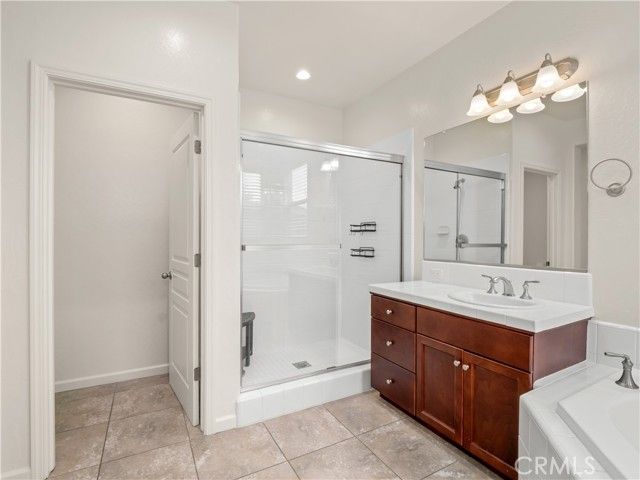 1040 San Marino, Clovis, CA 93619