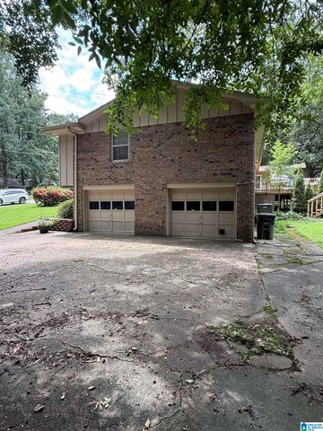204 LAUREL DRIVE, Gardendale, AL 35071