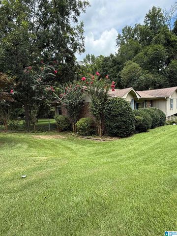 204 LAUREL DRIVE, Gardendale, AL 35071