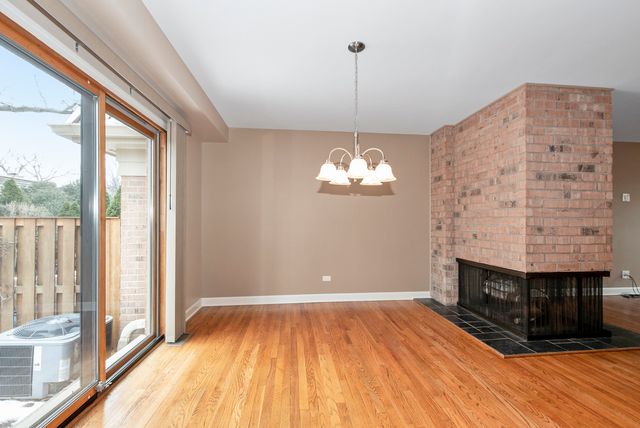 2S753 Avenue Orleans Avenue, Oak Brook, IL 60523