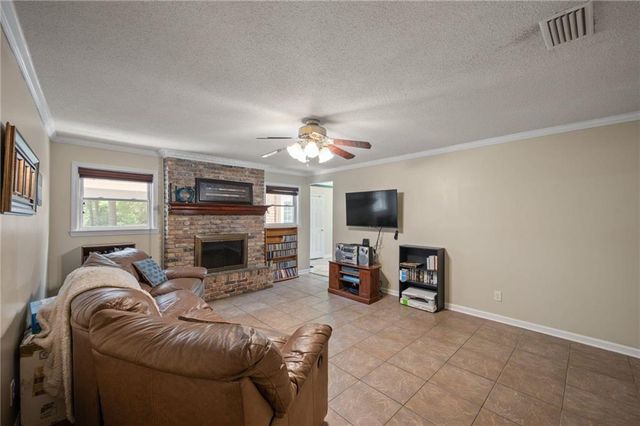 2858 Lynndell Drive, Mobile, AL 36695