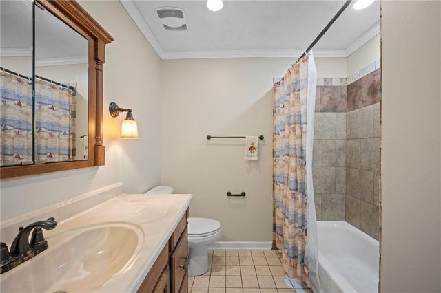 2858 Lynndell Drive, Mobile, AL 36695