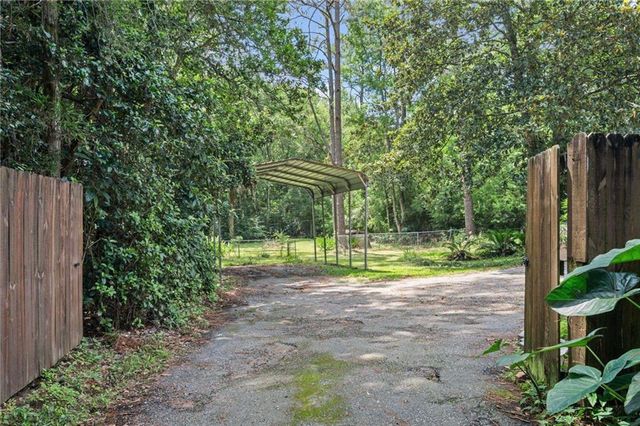 2858 Lynndell Drive, Mobile, AL 36695