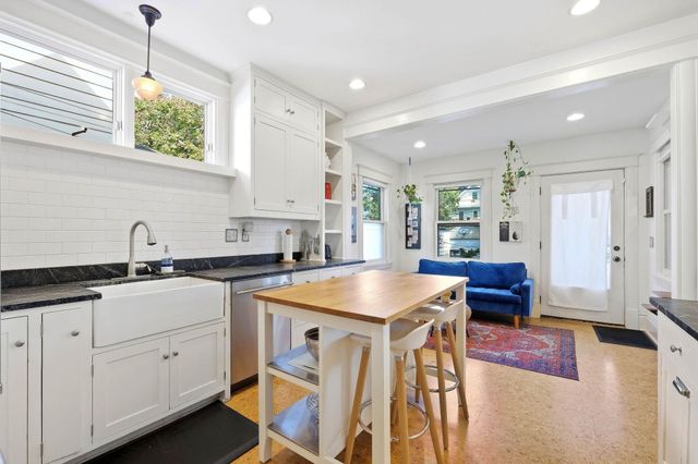 2725 Garfield Avenue, Minneapolis, MN 55408