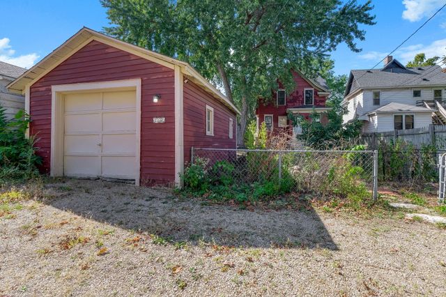 2725 Garfield Avenue, Minneapolis, MN 55408