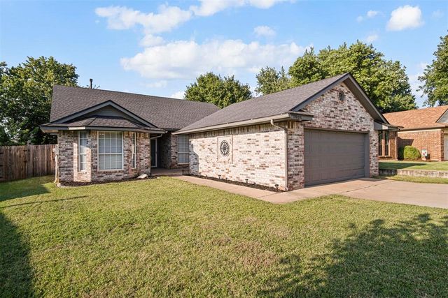 1905 Fox Hunt Lane, Edmond, OK 73003