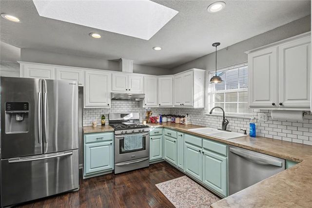 1905 Fox Hunt Lane, Edmond, OK 73003