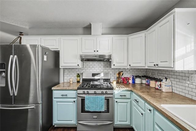 1905 Fox Hunt Lane, Edmond, OK 73003