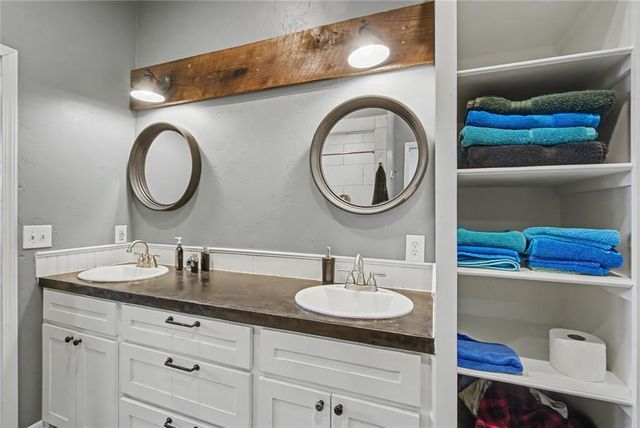 1905 Fox Hunt Lane, Edmond, OK 73003