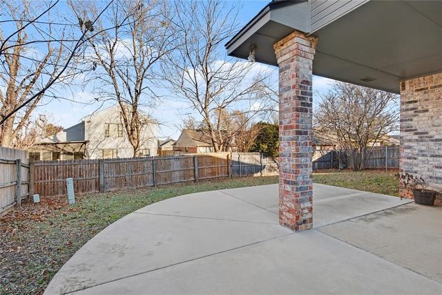 1905 Fox Hunt Lane, Edmond, OK 73003