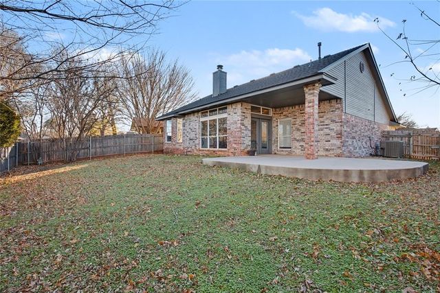 1905 Fox Hunt Lane, Edmond, OK 73003