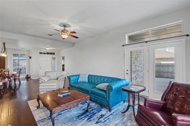 1905 Fox Hunt Lane, Edmond, OK 73003