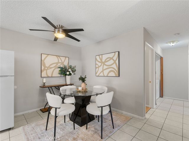 512 Sandalwood 1, Escondido, CA 92027