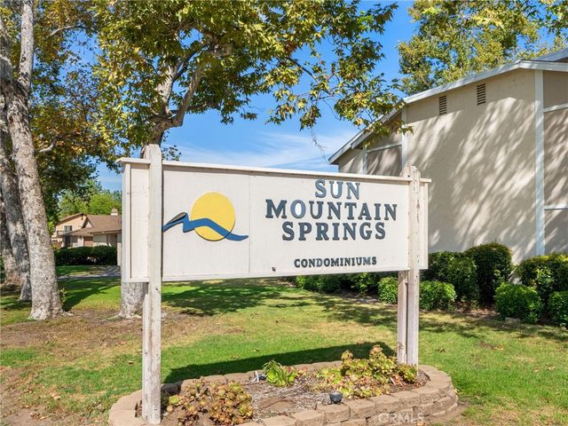 512 Sandalwood 1, Escondido, CA 92027