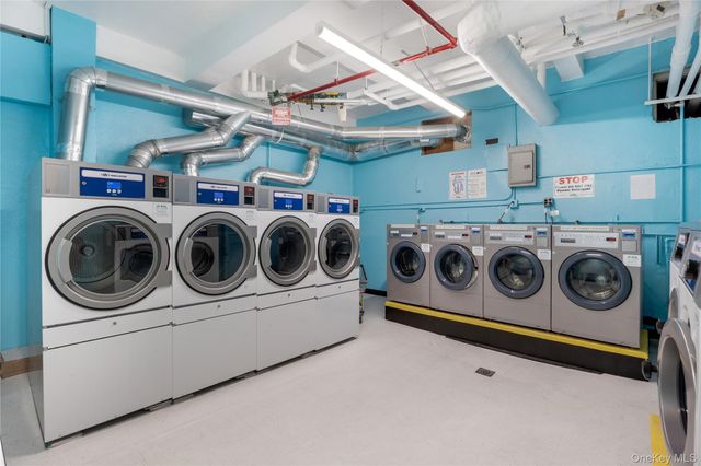 1213 Avenue Z B38, Brooklyn, NY 11235