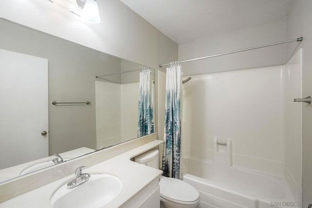 1906 Park Dale Ln, Encinitas, CA 92024