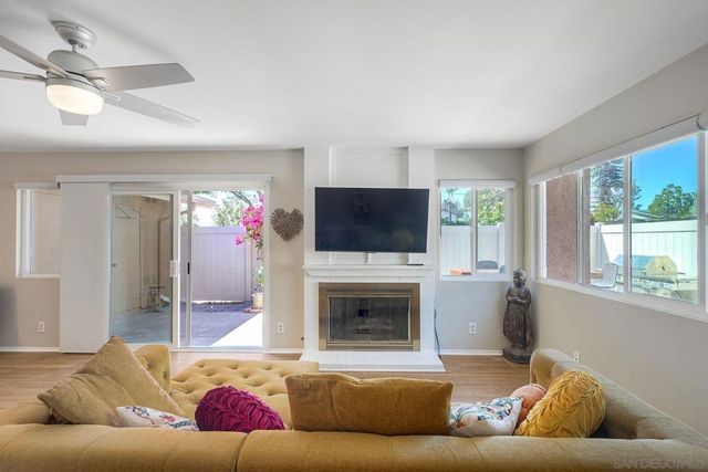 1906 Park Dale Ln, Encinitas, CA 92024