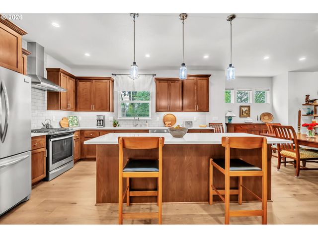 444 EMILY Ln, Eugene, OR 97404