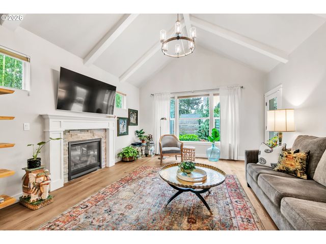 444 EMILY Ln, Eugene, OR 97404