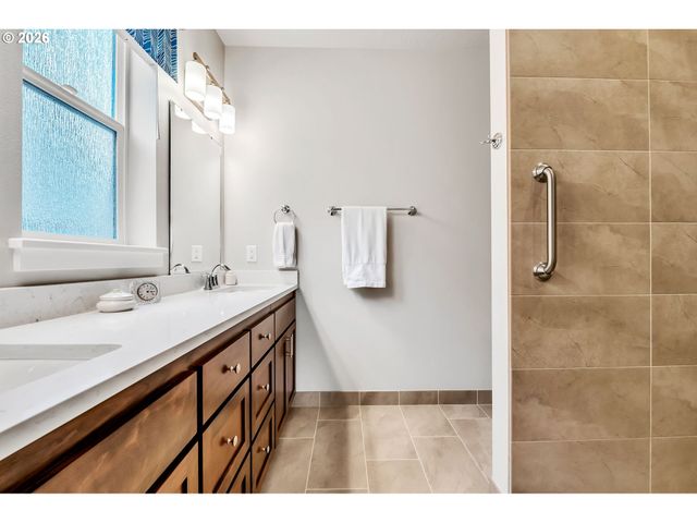 444 EMILY Ln, Eugene, OR 97404