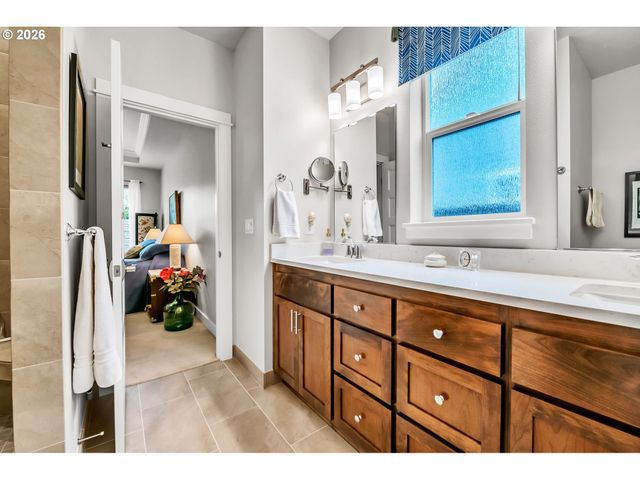 444 EMILY Ln, Eugene, OR 97404