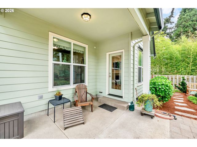 444 EMILY Ln, Eugene, OR 97404