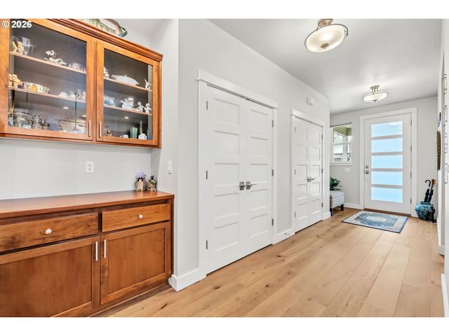 444 EMILY Ln, Eugene, OR 97404