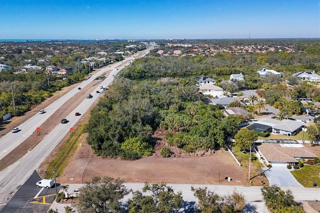 2099 S TAMIAMI TRAIL N, Osprey, FL 34229