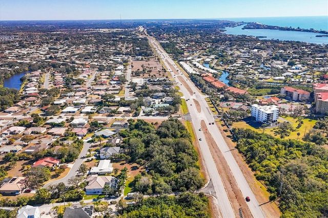 2099 S TAMIAMI TRAIL N, Osprey, FL 34229