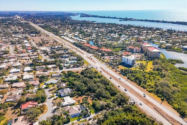 2099 S TAMIAMI TRAIL N, Osprey, FL 34229