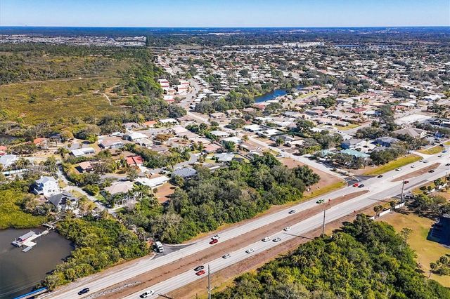 2099 S TAMIAMI TRAIL N, Osprey, FL 34229