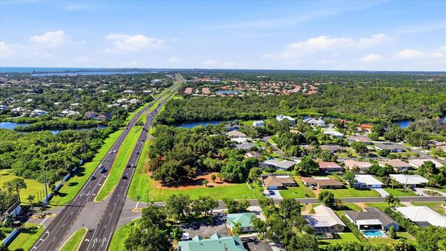 2099 S TAMIAMI TRAIL, Osprey, FL 34229