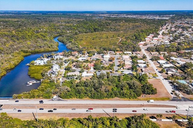 2099 S TAMIAMI TRAIL, Osprey, FL 34229