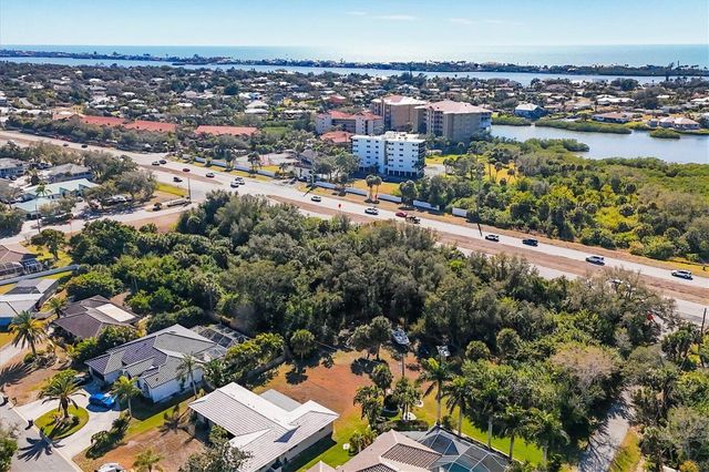 2099 S TAMIAMI TRAIL N, Osprey, FL 34229