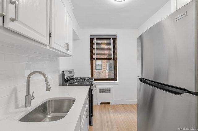 32-25 88 Street 310, East Elmhurst, NY 11369