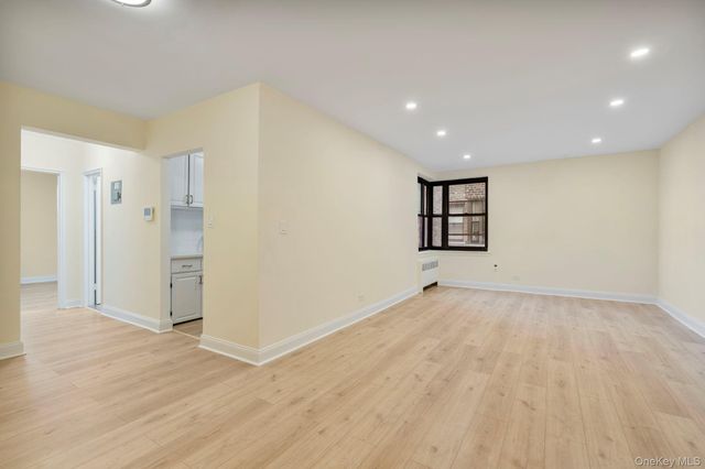 32-25 88 Street 310, East Elmhurst, NY 11369