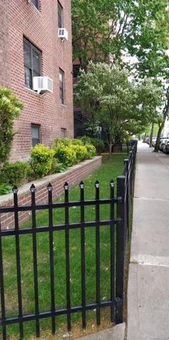 32-25 88 Street 310, East Elmhurst, NY 11369