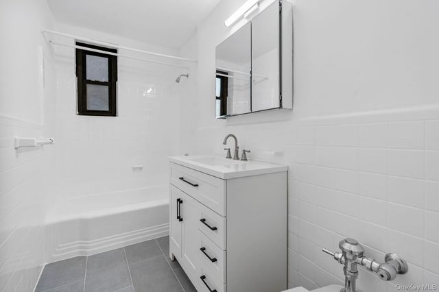 32-25 88 Street 310, East Elmhurst, NY 11369