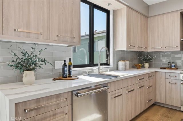 2005 Mathews Avenue B, Redondo Beach, CA 90278