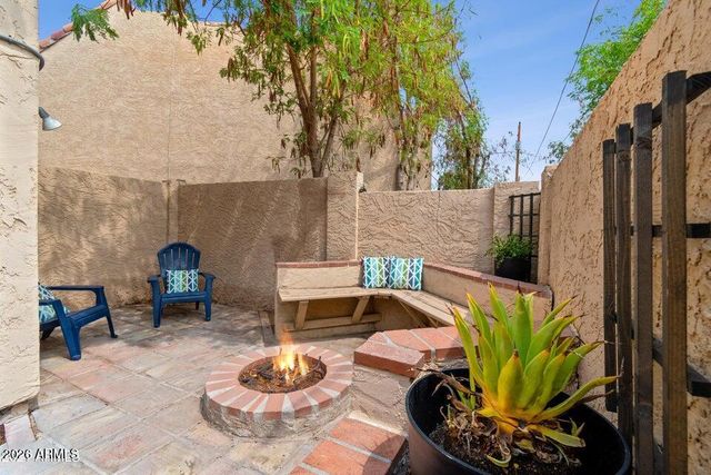 1025 E HIGHLAND Avenue 24, Phoenix, AZ 85014