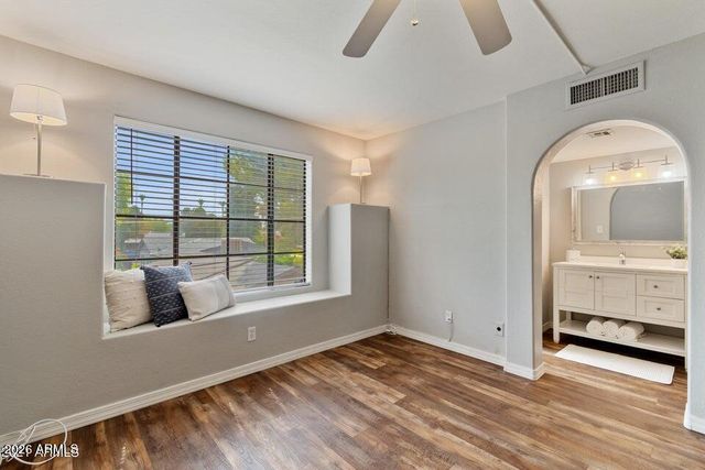 1025 E HIGHLAND Avenue 24, Phoenix, AZ 85014