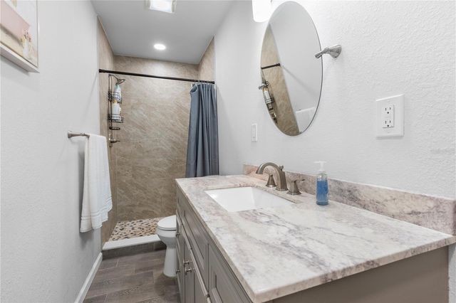 907 W COLUMBUS DRIVE, Tampa, FL 33602