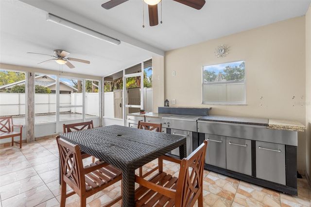 907 W COLUMBUS DRIVE, Tampa, FL 33602