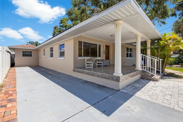 907 W COLUMBUS DRIVE, Tampa, FL 33602