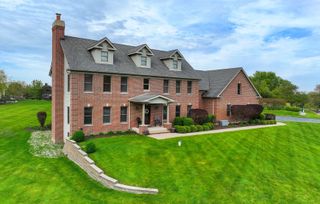 575 Hidden Creek Drive, Antioch, IL 60002