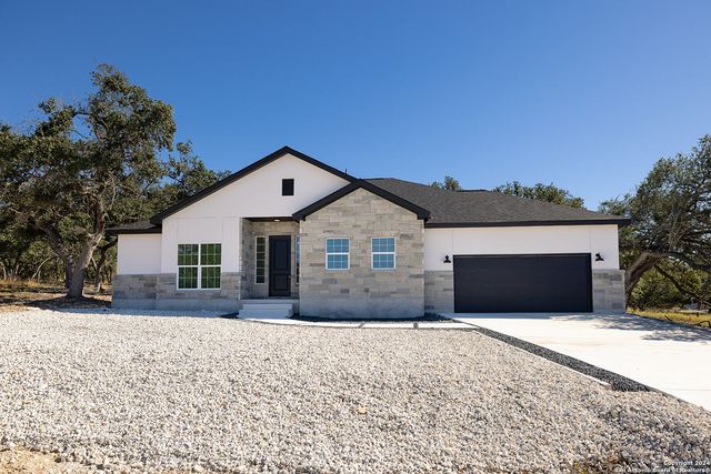 111 S Jesse Stiff, Blanco, TX 78606