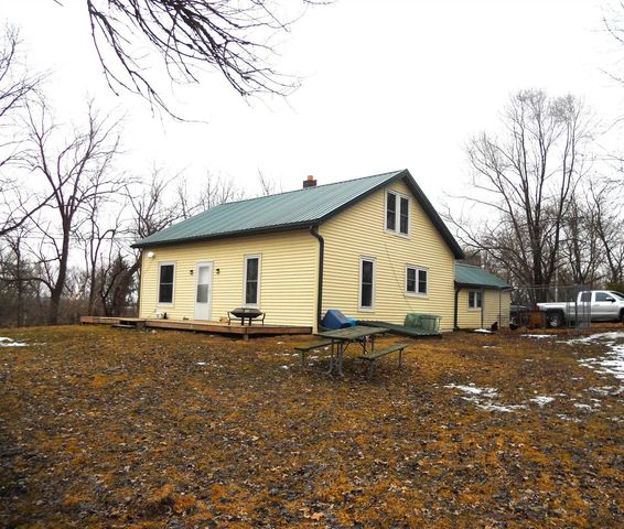 N6758 County Road H, Camp Douglas, WI 54618