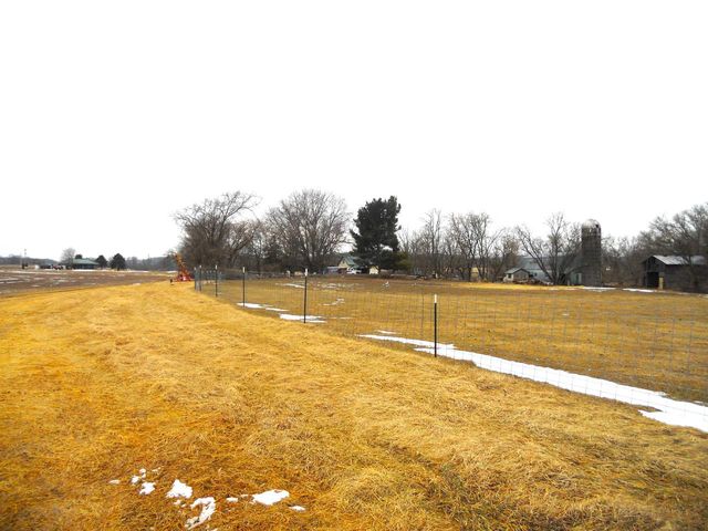 N6758 County Road H, Camp Douglas, WI 54618