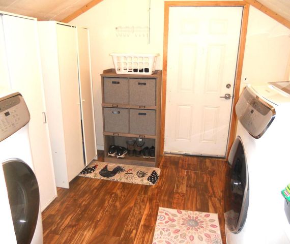 N6758 County Road H, Camp Douglas, WI 54618