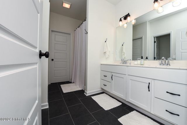 11 Hunter Court, Milton, NY 12020